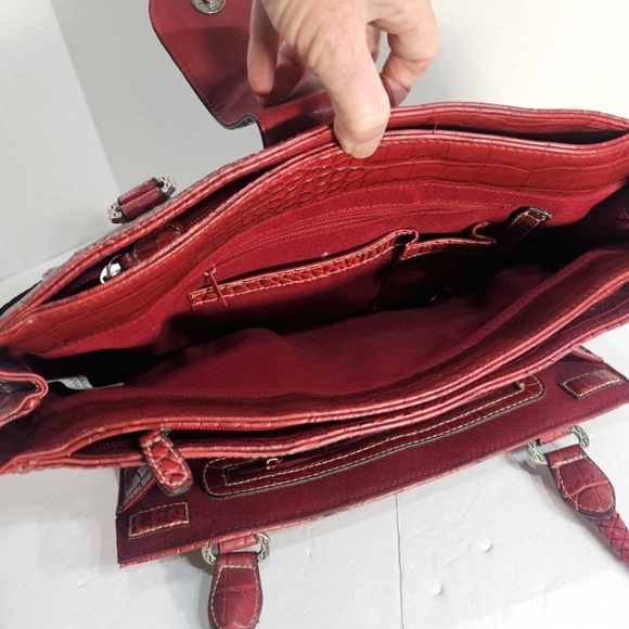 Western Accent Shoulder Bag Purse Red Faux Leather Alligator/Crocodile GUC - Picture 8 of 13